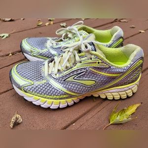 Brooks Ghost 6 White Neon Yellow Sneaker Running Shoes womens Size 7